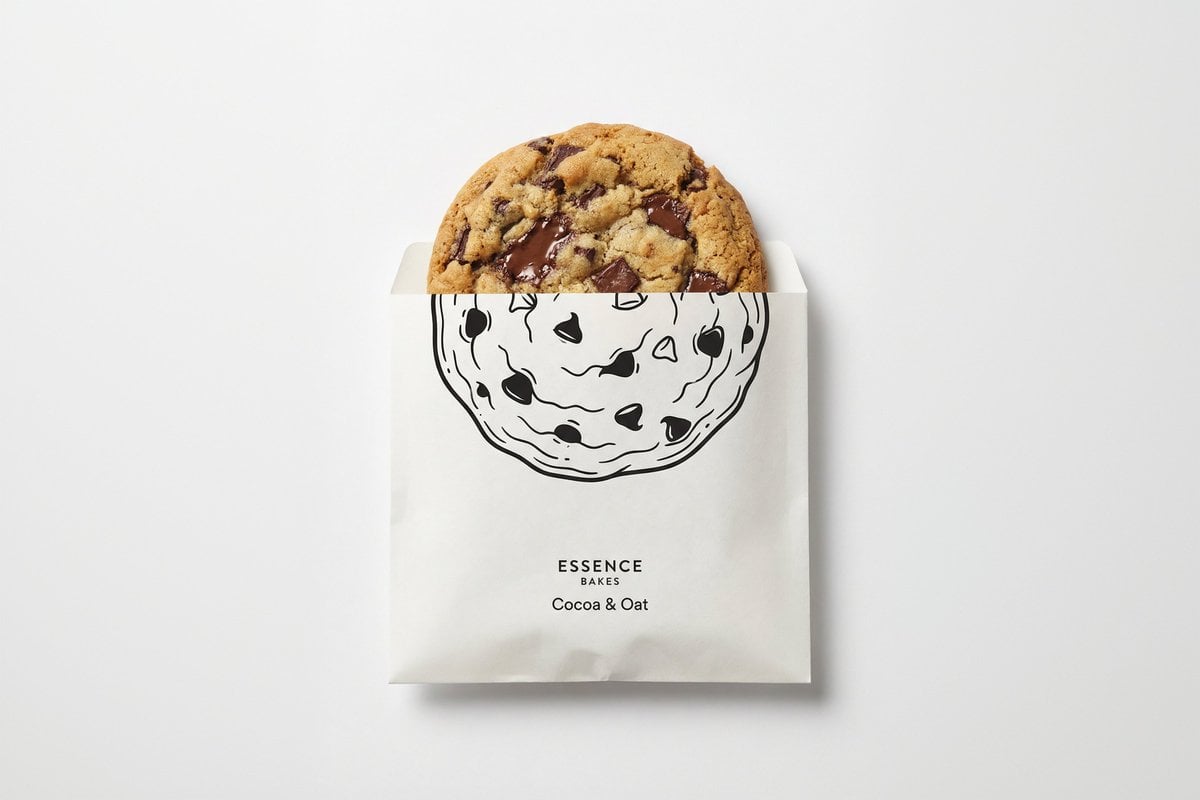 minimal studio shot on pure white background, real [Food ... 变体图第3张 - 绘词工坊