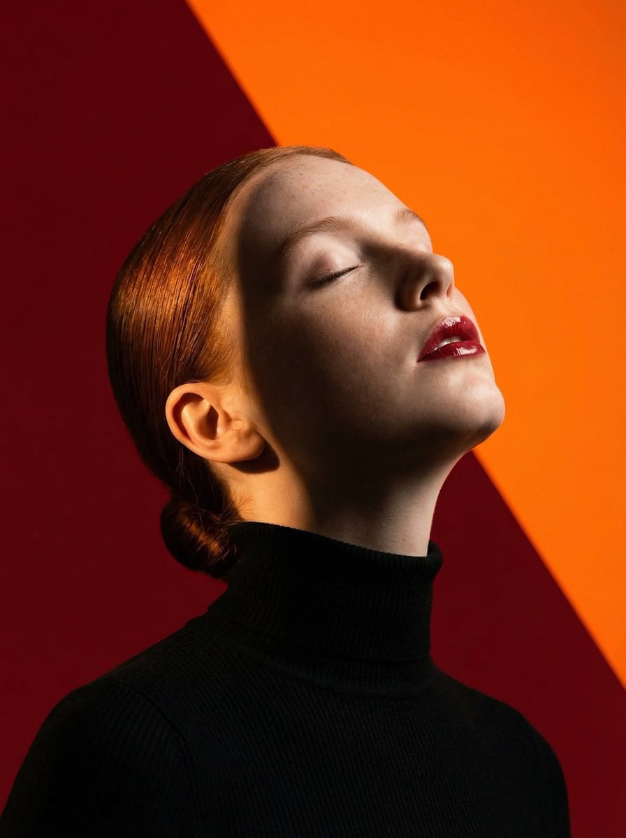 Ultra-high-fashion editorial beauty portrait of a fair-sk... 变体图第2张 - 绘词工坊